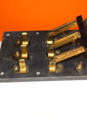 INTERRUPTOR TRIFASICO INDUSTRIAL